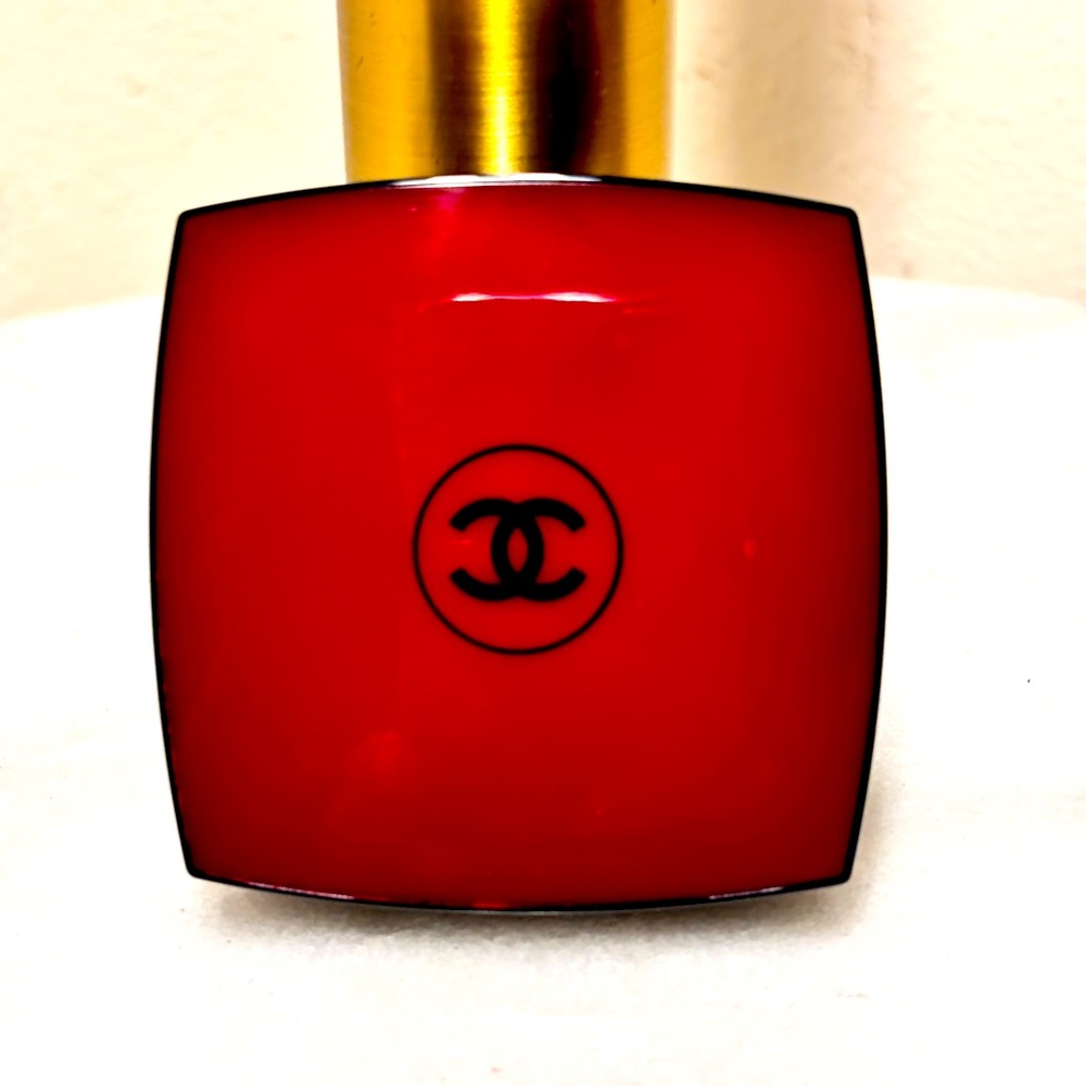Chanel cosmetics - Picture 3 of 4